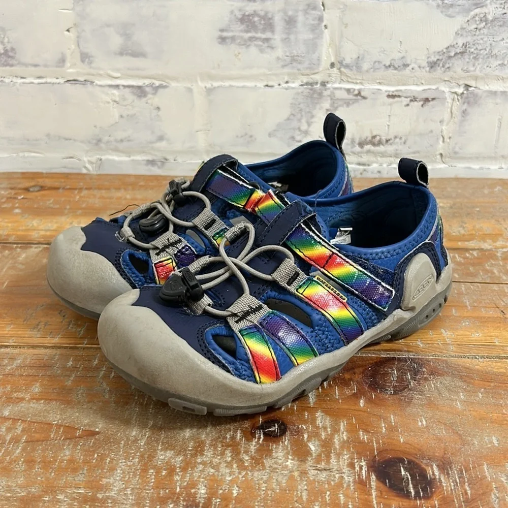 Keen Little Kids Knotch Creek Sandals Size 1 Water Shoes Hiking Blue Red Tie Dye